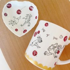 鳥獣戯画とさくらんぼ ( マグカップ × ハートのプチトレイ)