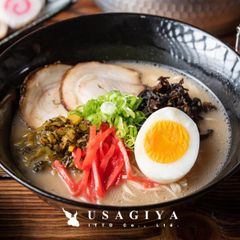 ラーメンセット 九州 ご当地 とんこつ 豚骨ラーメン 食べ比べ スープ付き 博多 熊本マー油 生中華麺 生めん 細麺 ストレート麺 ポスト投函 【sm00010797】