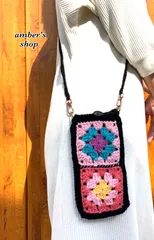 ちょっとそこまで お花模様のスマホポーチ