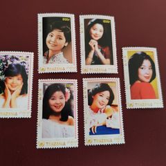 外国切手 タンザニア発行 歌手テレサ・テン記念切手 6枚 美品 外国切手 鑑賞 コレクション 工芸品 簡易包装 郵便発送