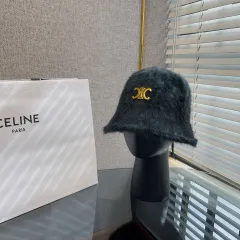 2024年最新】celine バケットハットの人気アイテム - メルカリ