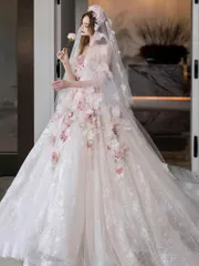 【新品 未使用】2026新作 ウェディングドレス 花嫁 二次会 ウエディングドレス 結婚式 ロングドレス Aライン チュール レース ロングトレーン 小花レース 挙式 披露宴 ブライダル 編み上げ 大人 