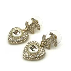 2025年最新】訳あり シャネル ピアスの人気アイテム - メルカリ