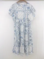 ◇ ノーブランド 総柄 フリル 半袖 膝下丈 ワンピース ホワイト ライトブルー系 レディース E  【1303070004787】