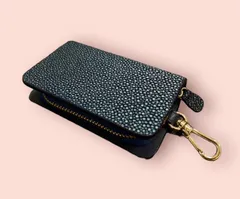 【希少品】キーケース　スティングレー　ネイビー　エイ革　おしゃれ　かわいい　かっこいい　レディース　メンズ　プレゼントのサムネイル