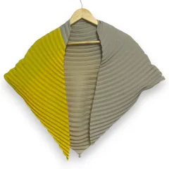 イッセイミヤケ　ストール　べージュ ISSEY MIYAKE(イッセイミヤケ) フリンジストール マフラー