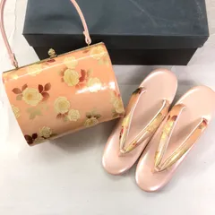 【良品】草履 バッグ セット ／ Zori Sandals & Handbag Set 艶やかピンク×薔薇柄 [Mサイズ] 振袖・卒業式に◎ 和装小物