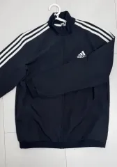 救急サービス) アディダス ジャージ ESSENTIALS(エッセンシャルズ) ウーブン トラックスーツ