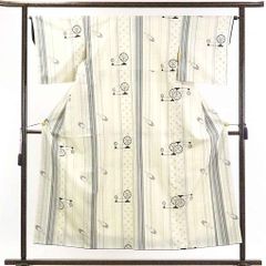 美品 単衣 着物通の貴女に お洒落な 生紬着尺（正絹）未使用＜TT1384