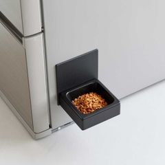 新品 ペットフードボウル 山崎実業 tower タワー マグネットペットフードボウル 10044 ブラック【SPORTUS】※沖縄発送不可