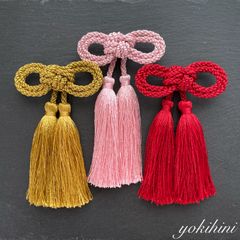 《選べるカラー♡ タッセル髪飾 》 着物 振袖 袴 和小物 和装小物 卒業式 ウェディング 結婚式 七五三 753 節句 成人式 卒業式 前撮り ヘッドパーツ ヘア飾り 簪 ちりめん ゴールド ピンク レッド 金色 赤色
