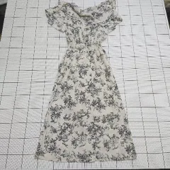 ◇ ⊂ エムズエキサイト 花柄 ノースリーブ ロング ビッグカラーワンピース サイズフリー アイボリー系 レディース E  【1508200032863】