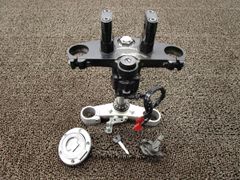 GS750 GS750E スズキ クラッチ レリーズ 油圧クラッチ カバー - メルカリ