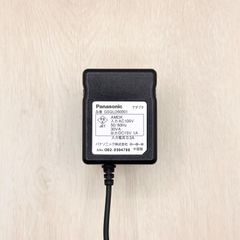 GSQLD60001 Panasonic パナソニック ACアダプター 純正品 LEDデスクスタンド SQ-LD521-S SQ-LD521-W 電気スタンド デスクスタンド 15V 1A プラグ外径 約 5.5mm センタープラス 60-0707-1841