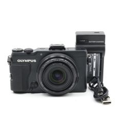 【美品】OLYMPUS デジタルカメラ STYLUS XZ-2 1200万画素 裏面照射型CMOS F1.8-2.5レンズ ブラック XZ-2 BLK