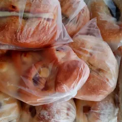 米粉パン　辛さ控えめ惣菜パン各種　ロスパン　14個セット(北海道、沖縄県は12個になります)のサムネイル
