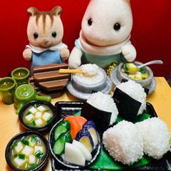 500おむすびセット⭐️ミニチュアフード　ドールハウス　リカちゃん　シルバニア　樹脂粘土　ねんどろいど　ブライス　バービー　ミニチュア　フェイクフード