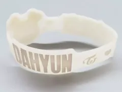 【中古】アクセサリー(非金属) ダヒョン BABY LOVELYS ランダム蓄光ラバーバンド Baby DAVELY 「TWICE ＜THIS IS FOR＞ WORLD TOUR IN JAPAN」