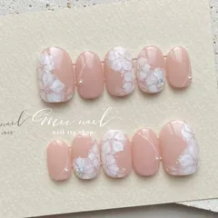 ꕤホワイトフラワーのピンクネイルꕤ　ネイルチップ　付け爪　ブライダルネイル　白無垢　色打掛　ネイル　ブライダル　結婚式　ウェディング