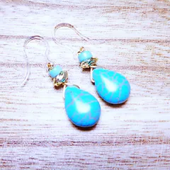 P724LCGD-TUR 金属アレルギー対応 金アレ  樹脂ピアス ピアス 天然石 練り ターコイズ エスニック 金属色ゴールド