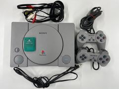 プレイステーション1本体と純正メモリーカード1枚セット