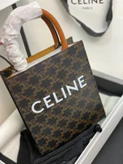 2024年最新】celine セリーヌ ミニ バーティカルカバ トリオンフ