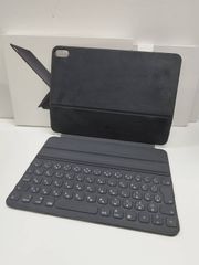 iPadアクセサリー iPad Smart Keyboard Folio A2038 MU8G2J/A Apple Smart Folio Black A2038 for sale online | eBay
