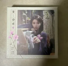 IU 花しおり　韓国盤　希少 IU (アイユー) / 「花しおり」 リメイクアルバム 韓国盤 - メルカリ
