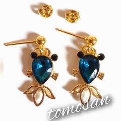 金魚ピアス(ネイビー)イヤリング他変更可能