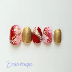 和柄ネイル　赤　フラワー　花　成人式　前撮り　袴　グラデーション　手描き　ネイルチップ　120