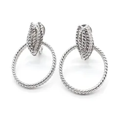 Monet モネ イヤリング シルバーカラー サークル フープ ツイスト コスチュームジュエリー