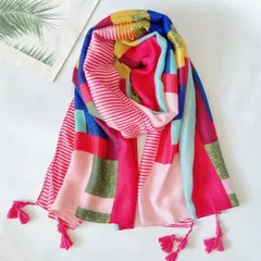 カラフルでにぎやか☆プライマリーカラーストール  レッド系 普段のコーデにプラス 大判タイプで肩やひざかけにも アレンジ自在 薄手 スカーフ マフラー ショール 紫外線/冷房対策 エスニック ボヘミアン アジアン お出かけ 普段使い プレゼント ma0022