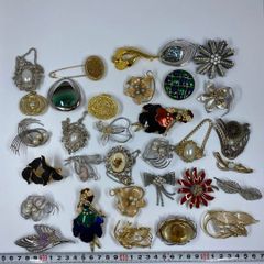 ビンテージブローチセット 69点 アンティーク 昭和 まとめ売り - メルカリ
