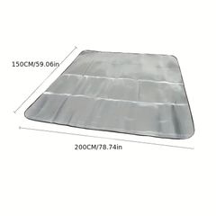 アルミ箔製のアウトドアマット　150×200cm　防水で湿気を防ぐピクニック用の断熱パッド　キャンプやテントでの睡眠に最適　様々なサイズでキャリングバッグ付き　アルミシート