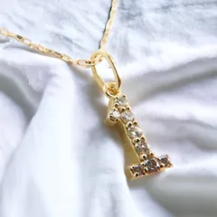 K18YG ダイヤモンド0.07ct No.1 ナンバーワン　ネックレス　ペンダント　18金イエローゴールド　おしゃれ　プレゼントにもおすすめ！