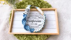 パラコード✶スマホストラップ✶ショート手首用✶ハンドストラップ✶ストラップホルダー付✶アイスブルードット☓シャンパンゴールド☓光沢ベビーブルー