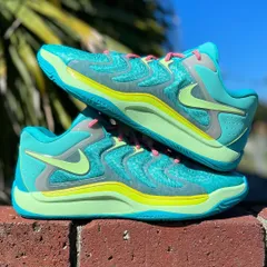 2025年最新】kd17 nikeの人気アイテム - メルカリ