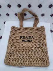 2024年最新】prada ラフィア トートの人気アイテム - メルカリ 