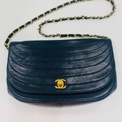 VINTAGE CHANEL ハーフムーン　：