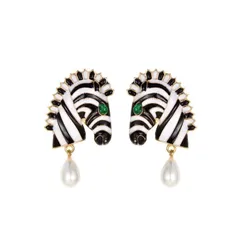 2025年最新】しまうまピアスの人気アイテム - メルカリ