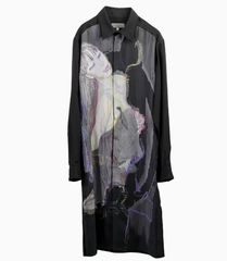 透明感が際立つ【色無地】正絹 一つ紋　山本寛斎作　正絹　未使用　裄長め YOHJI YAMAMOTO LADY DESIGN LONG BLOUSE DEFORMED COLLAR HO