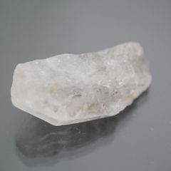 ヒマラヤ ガネーシュヒマール産 エレスチャル ポイント水晶 1点物  約9.9g 約3.5×2cm ヒマラヤ水晶 骸骨水晶 天然石・置き物