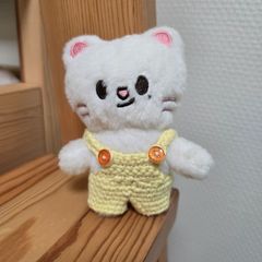 Skzooplush  オーバーオール　ぬい服　黄色　ハンドメイド品　編み物