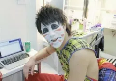 【中古】生写真(男性) ゴールデンボンバー/樽美酒研二/横型・上半身・体左向き・緑・黒のチェック柄・笑顔/2014.11.28 The 34th Anniversary/バースデーメモリアルフォトアルバム