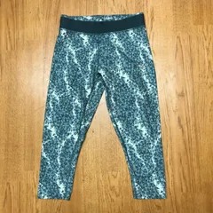 PUMA /DRY CELL プーマ レディースXS 総柄 レギンス スパッツ 七分丈 タイツ ストレッチ スポーツウェア エクササイズ トレーニング ヨガ 運