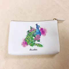 孔雀の化粧ポーチ