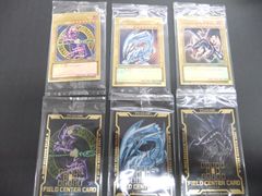 遊戯王　ブラックマジシャン　ブルーアイズホワイトドラゴン　レッドアイズブラックドラゴン　プレミアムゴールド　プレゴル　未開封セット　【ｍ107】