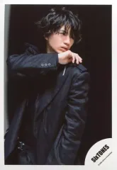 【中古】生写真(ジャニーズ) SixTONES/高地優吾/上半身/シングル「NEW ERA」MV＆ジャケ写オフショット/公式生写真