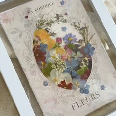 押し花アート　インテリアアート　花のプレゼント　インテリア絵画　インテリア雑貨　ポストカード贈って飾れる　簡易額付き　色長持ち　ドライフラワー　生花のかわりに　ポップデザイン　トレフルブラン押し花