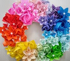 フラワーリース 折り紙 虹 色 レインボーフラワー 花 バラ ハンドメイド 手作り インテリア 飾り 雑貨